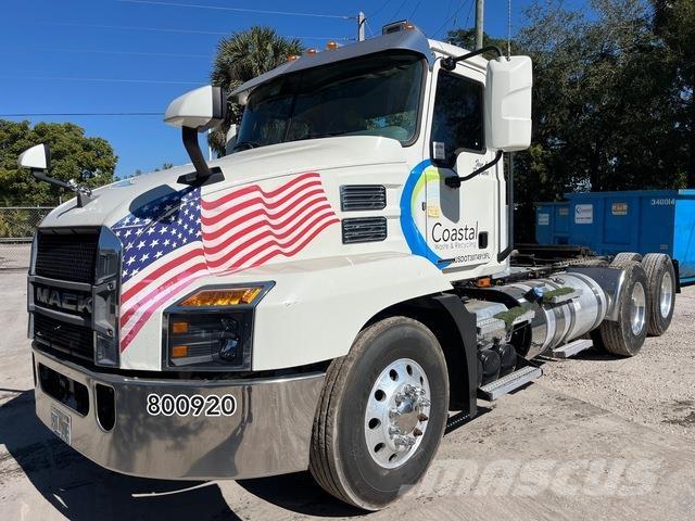 Mack Anthem Tractores (camiões)