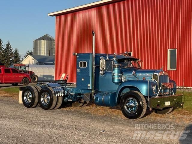 Mack B-61 Tractores (camiões)