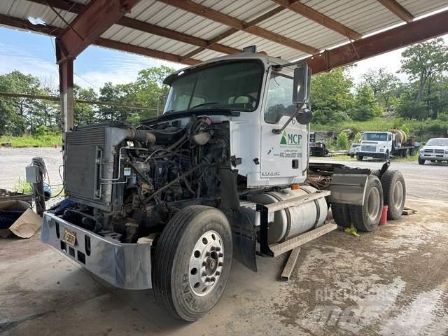 Mack CH613 Tractores (camiões)