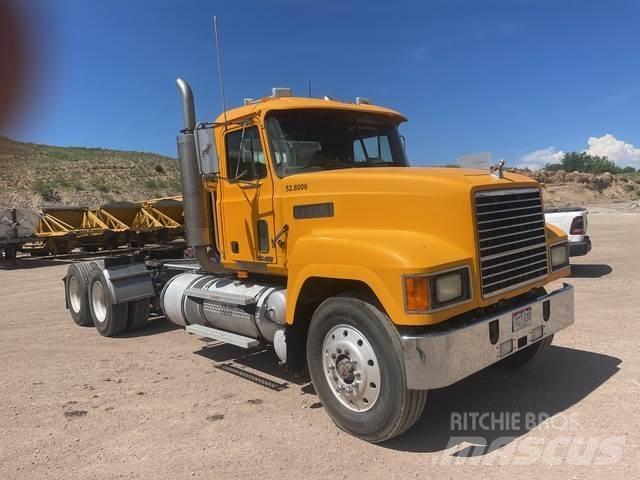 Mack CH613 Tractores (camiões)