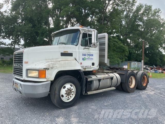 Mack CH613 Tractores (camiões)