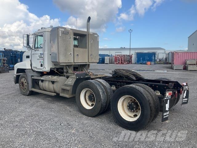 Mack CH613 Tractores (camiões)
