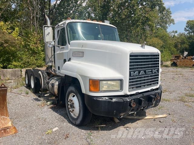 Mack CH613 Tractores (camiões)