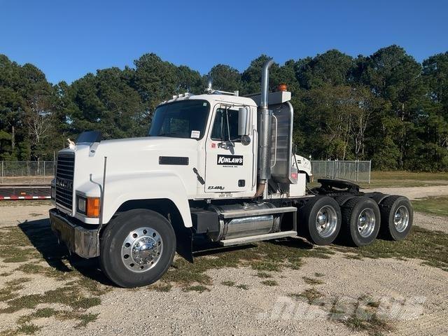 Mack CH613 Tractores (camiões)