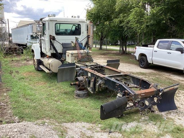 Mack CHN613 Cabines e interior