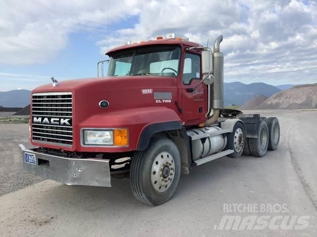 Mack CL733 Tractores (camiões)