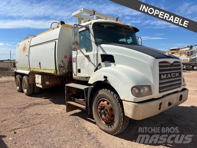 Mack CSMR Camiões-cisterna