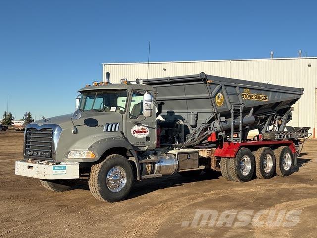 Mack CT713 Máquinas de blocos de betão