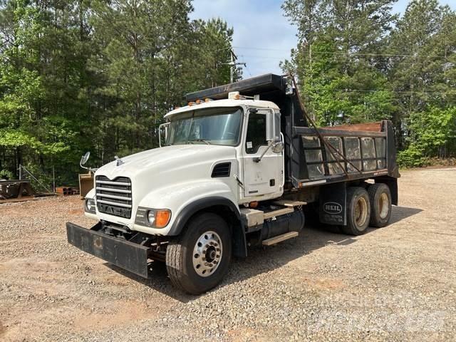 Mack CV700 Camiões basculantes
