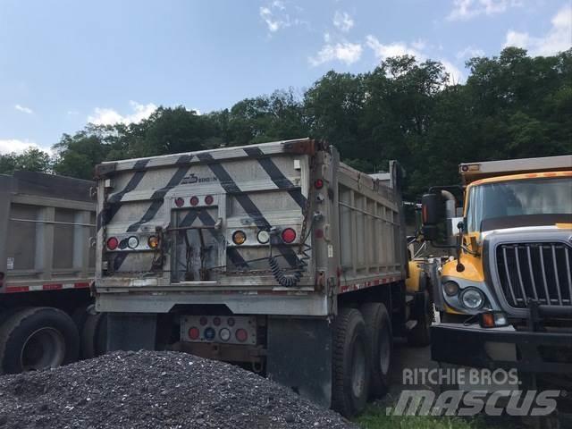 Mack CV700 Lâminas de neve e arados