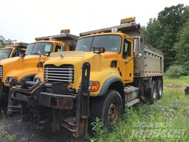 Mack CV700 Camiões basculantes
