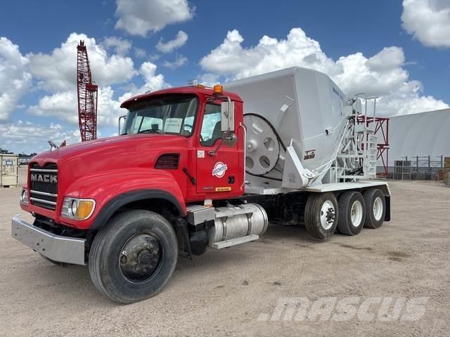 Mack CV700 Outros Camiões