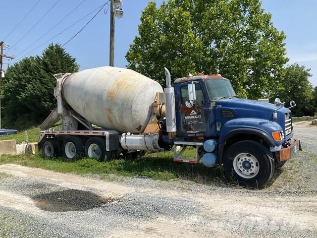 Mack CV713 Outros Camiões