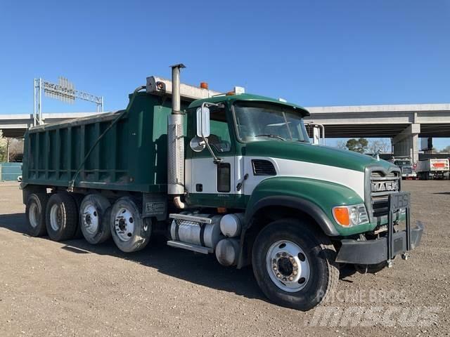 Mack CV713 Camiões basculantes