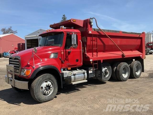 Mack CV713 Camiões basculantes