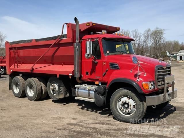 Mack CV713 Camiões basculantes