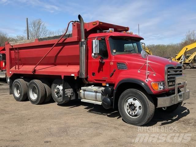 Mack CV713 Camiões basculantes