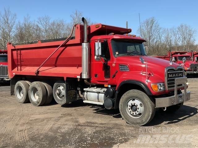 Mack CV713 Camiões basculantes