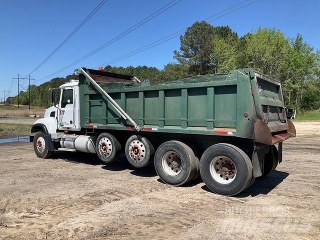 Mack CV713 Camiões basculantes