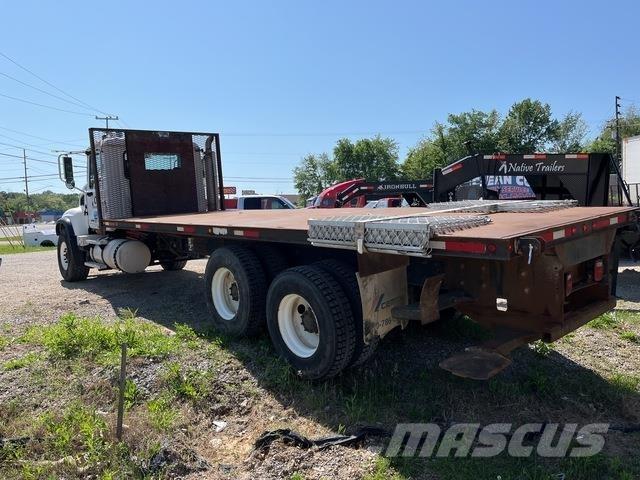 Mack CV713 Camiões estrado/caixa aberta