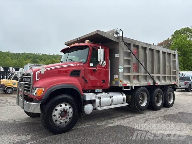 Mack CV713 Camiões basculantes