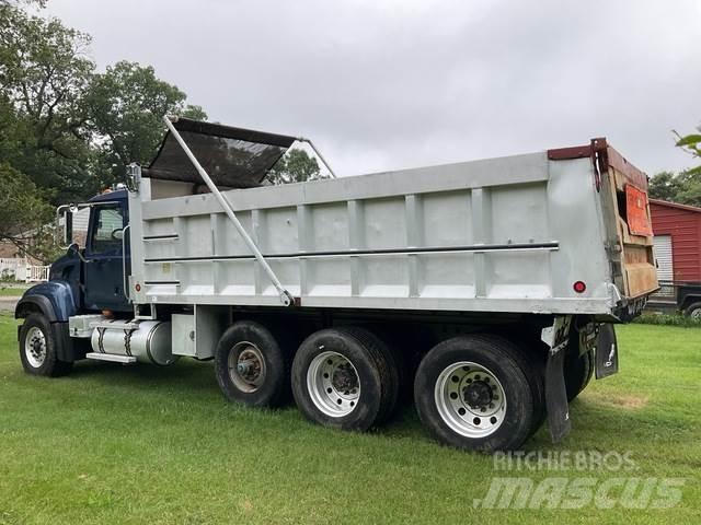 Mack CV713 Camiões basculantes