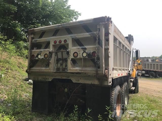 Mack CV713 Camiões basculantes