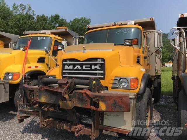 Mack CV713 Espalhadores de areia e sal