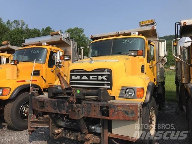 Mack CV713 Espalhadores de areia e sal