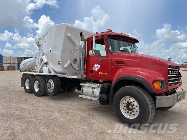 Mack CV713 Outros Camiões