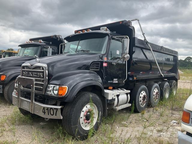 Mack CV713 Camiões basculantes