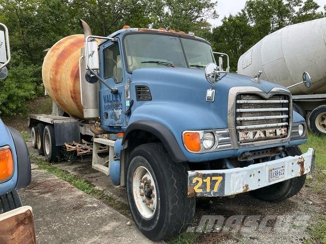 Mack CV713 Outros Camiões