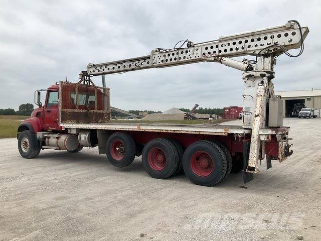 Mack CV713 Outros Camiões