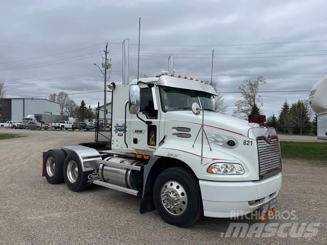 Mack CXN613 Tractores (camiões)