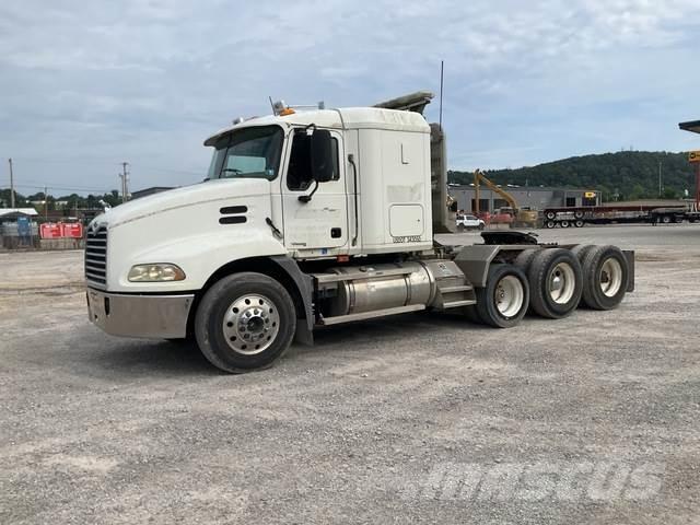 Mack CXN613 Tractores (camiões)