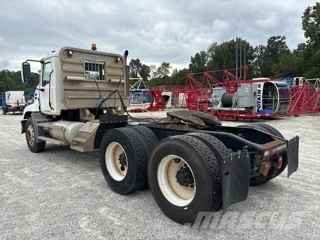 Mack CXN613 Tractores (camiões)