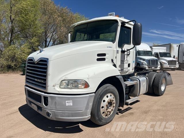 Mack CXU612 Tractores (camiões)