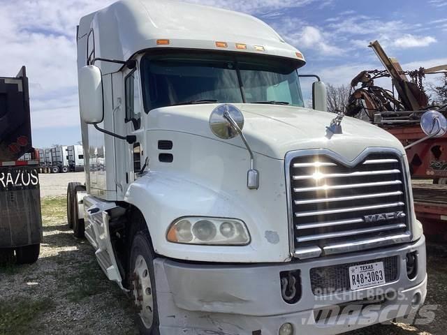 Mack CXU613 Tractores (camiões)