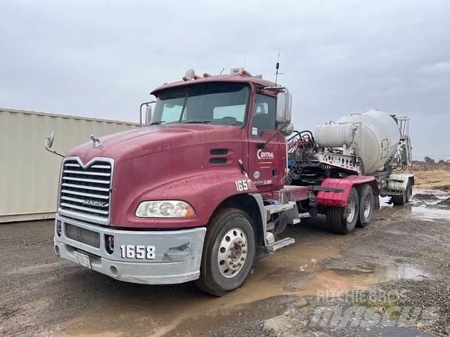 Mack CXU613 Tractores (camiões)