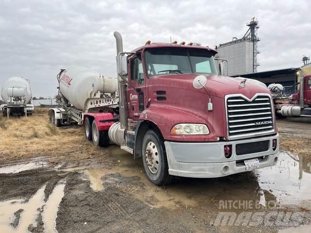 Mack CXU613 Tractores (camiões)