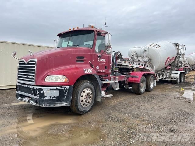 Mack CXU613 Tractores (camiões)