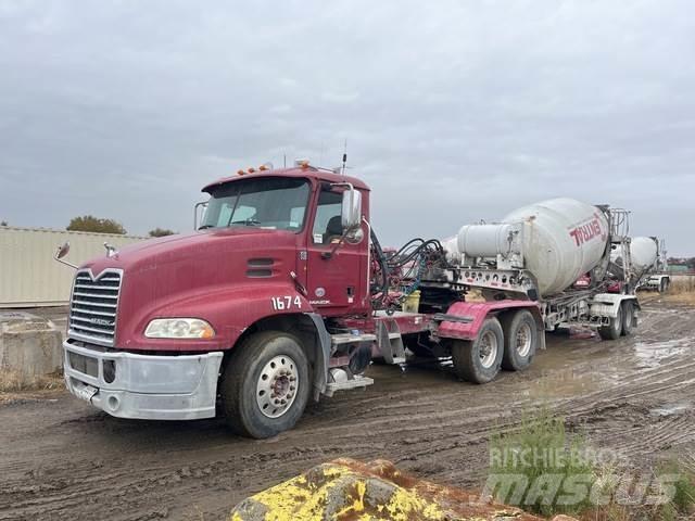 Mack CXU613 Tractores (camiões)