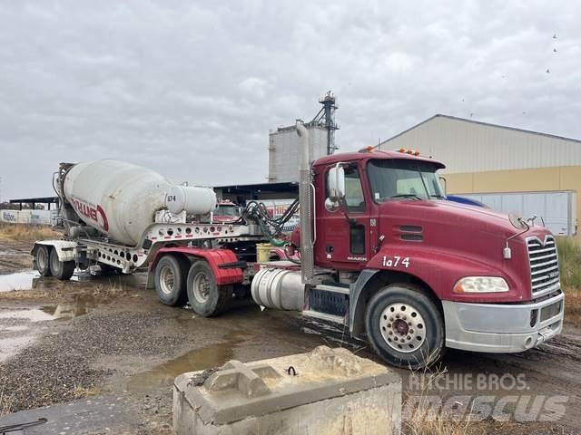 Mack CXU613 Tractores (camiões)