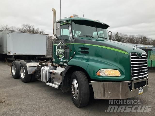 Mack CXU613 Tractores (camiões)