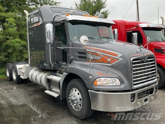 Mack CXU613 Tractores (camiões)