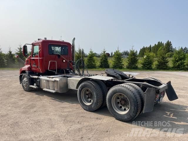 Mack CXU613 Tractores (camiões)