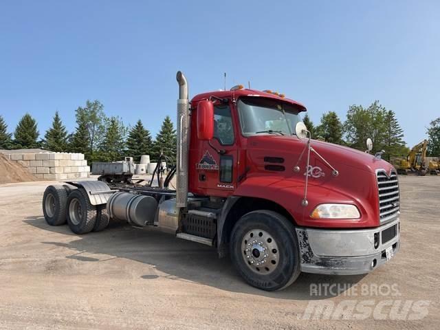 Mack CXU613 Tractores (camiões)