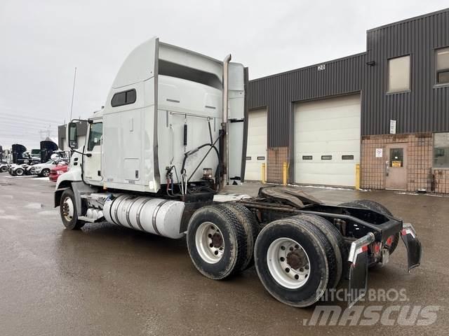 Mack CXU613 Tractores (camiões)