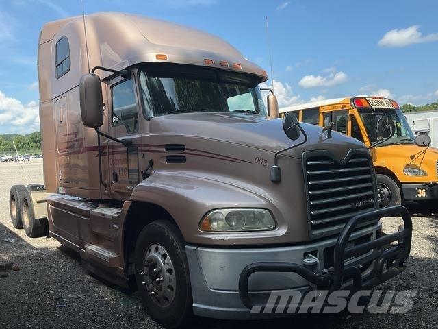 Mack CXU613 Tractores (camiões)