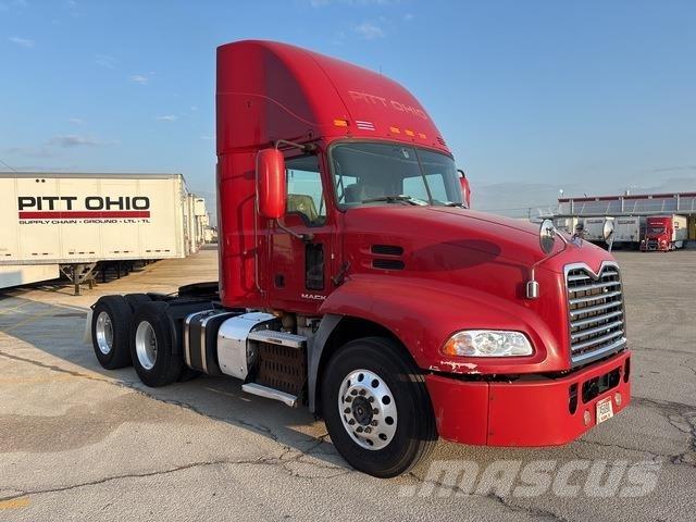 Mack CXU613 Tractores (camiões)